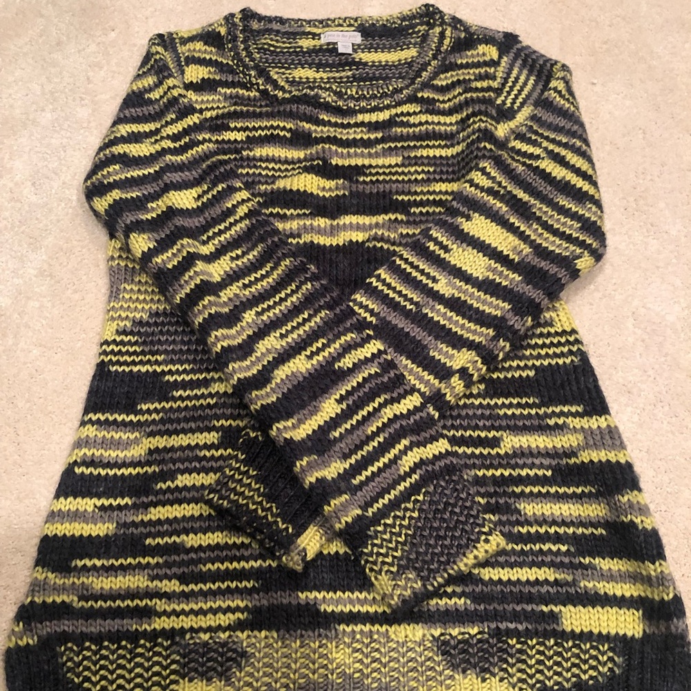 EUC maternity sweater